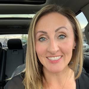 Meet your Posher, Brooke